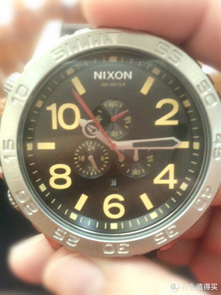 在中国才小众的潮牌：NIXON 51-30 A124019 51-30 男款腕表