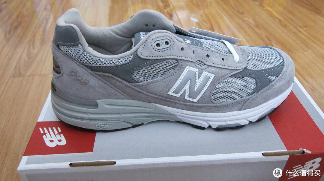 一双足矣：New Balance 新百伦 993