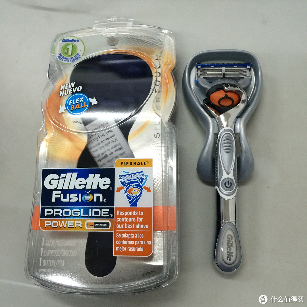 摇摆震动的剃须过程：Gillette 吉列 Fusion Proglide 锋隐超顺 FlexBall 电动剃须刀