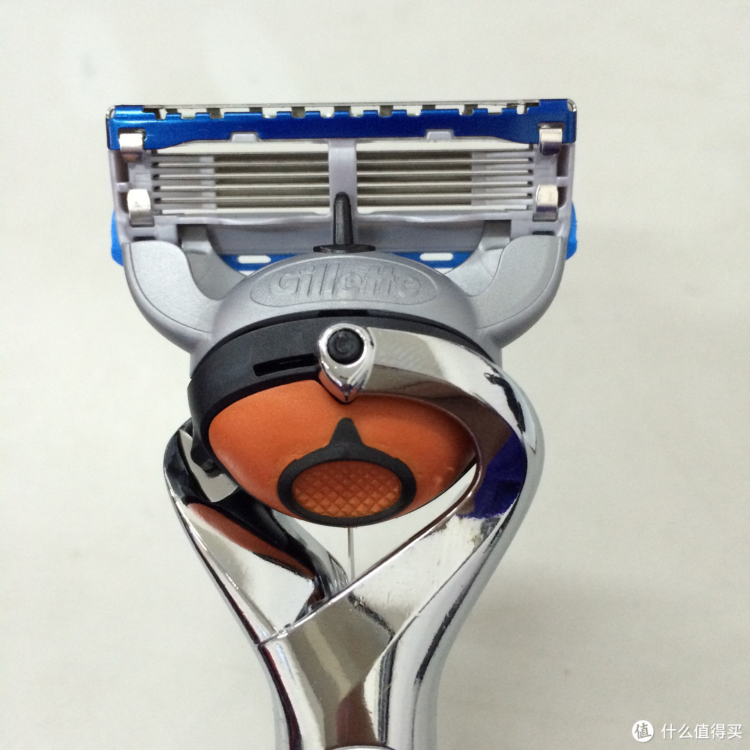 摇摆震动的剃须过程：Gillette 吉列 Fusion Proglide 锋隐超顺 FlexBall 电动剃须刀