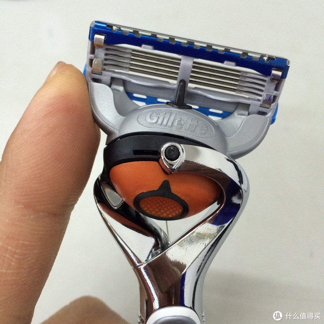 摇摆震动的剃须过程：Gillette 吉列 Fusion Proglide 锋隐超顺 FlexBall 电动剃须刀