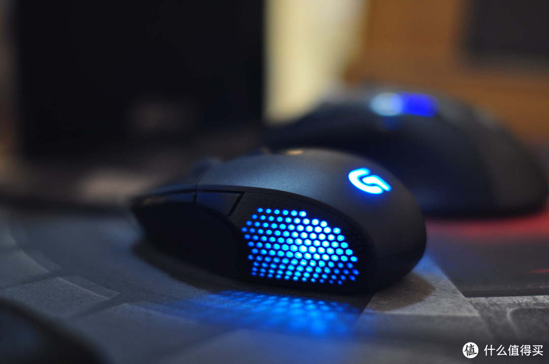 Logitech 罗技 G302 MOBA 电竞游戏鼠标