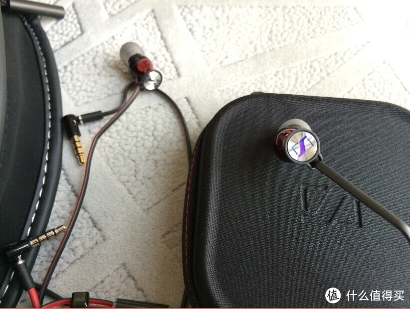 SENNHEISER 森海塞尔 momentum 馒头家族：小馒头 momentum on ear & 小小馒头 momentum in ear