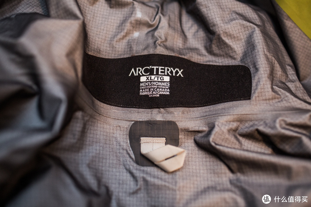 ARC'TERYX 始祖鸟ATOM LT Hoody 棉服+Alpha SV 硬壳冲锋衣