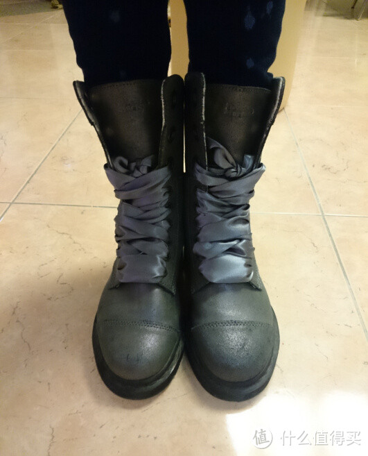 美亚入手 Dr. Martens Aimilie Boot 女款中靴