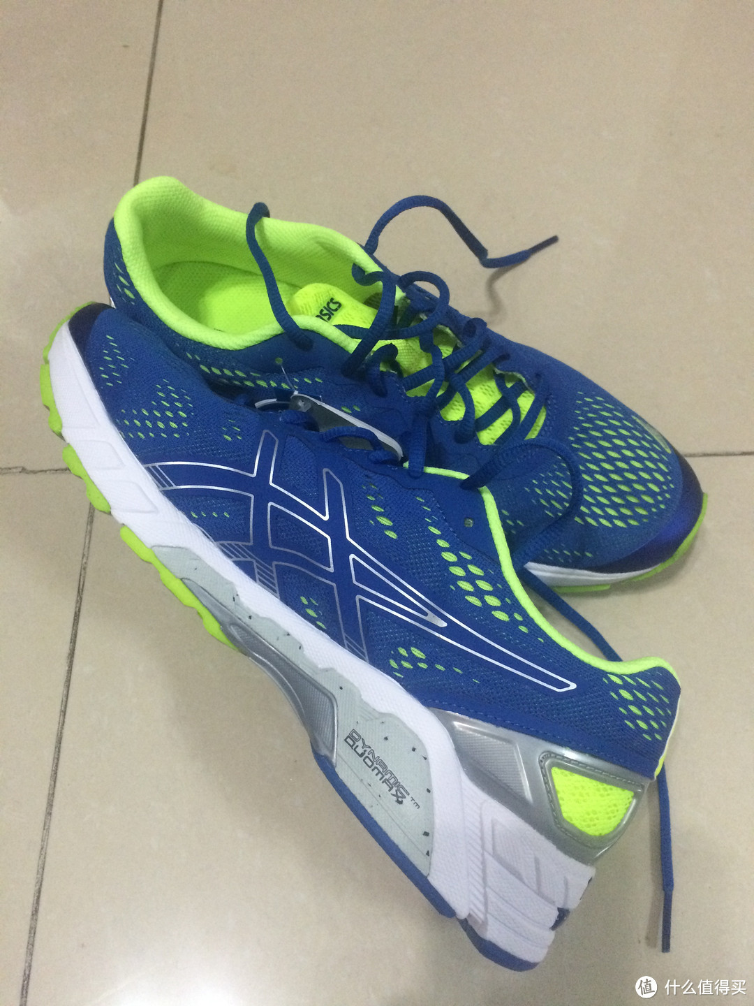 跑步就是一个坑，又一双新鞋：ASICS 亚瑟士 GEL-DS Trainer 19 跑鞋