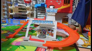 Hot Wheels 美泰风火轮 Team Hot Wheels Airport Playset 机场玩具车套装