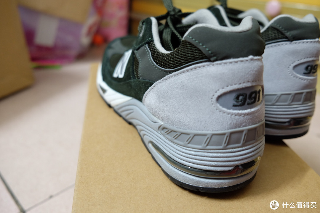 SIZE? 详谈英国直邮new balance 新百伦 991 橄榄绿 休闲运动鞋