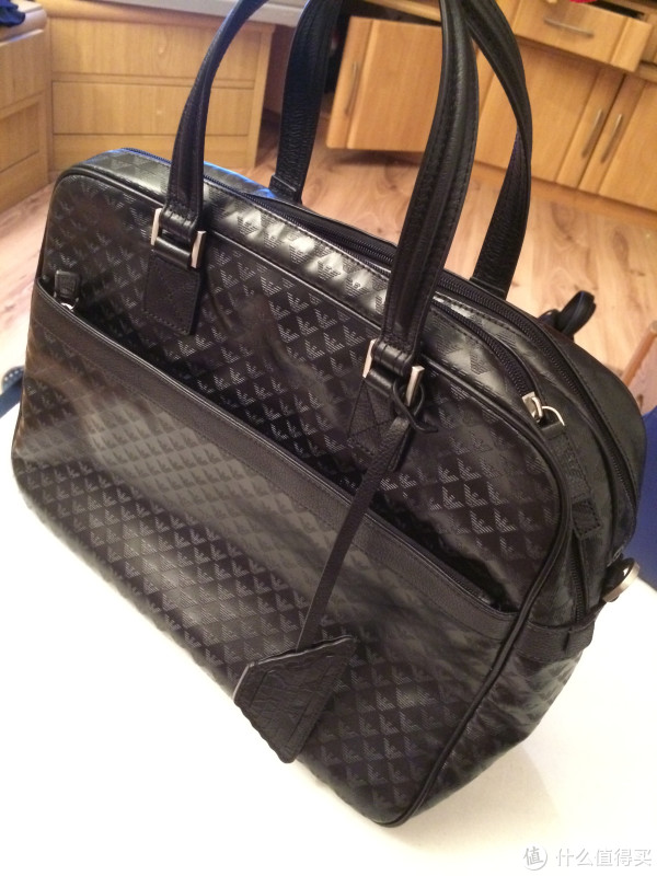 梅青根打折村血拼战果连连晒之一波Armani包