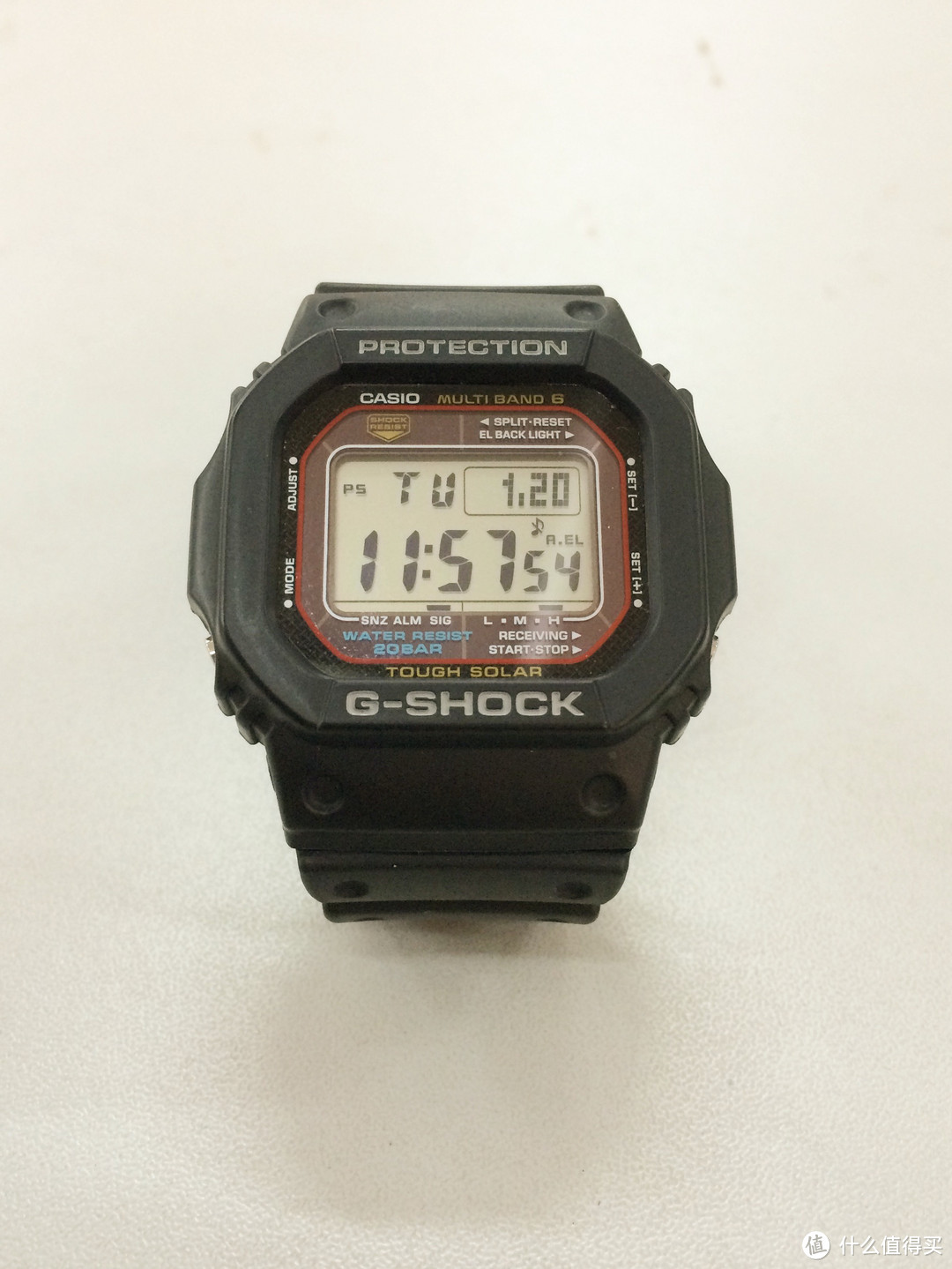 我去年买了个表：CASIO 卡西欧 G-Shock GWM5610-1 男款电波表