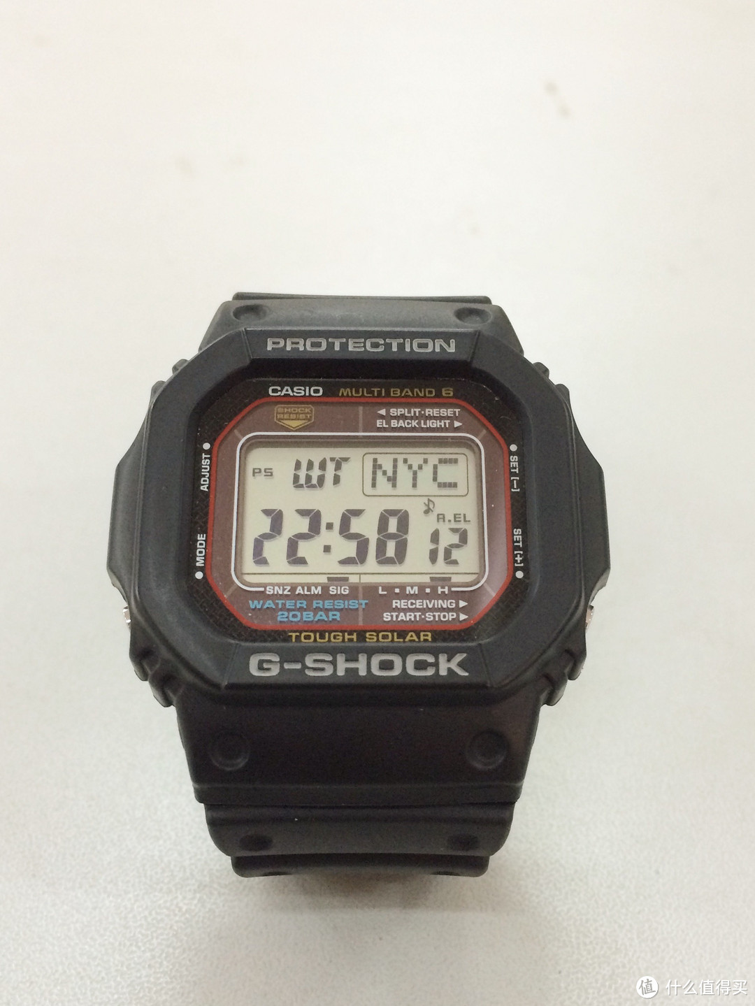 我去年买了个表：CASIO 卡西欧 G-Shock GWM5610-1 男款电波表