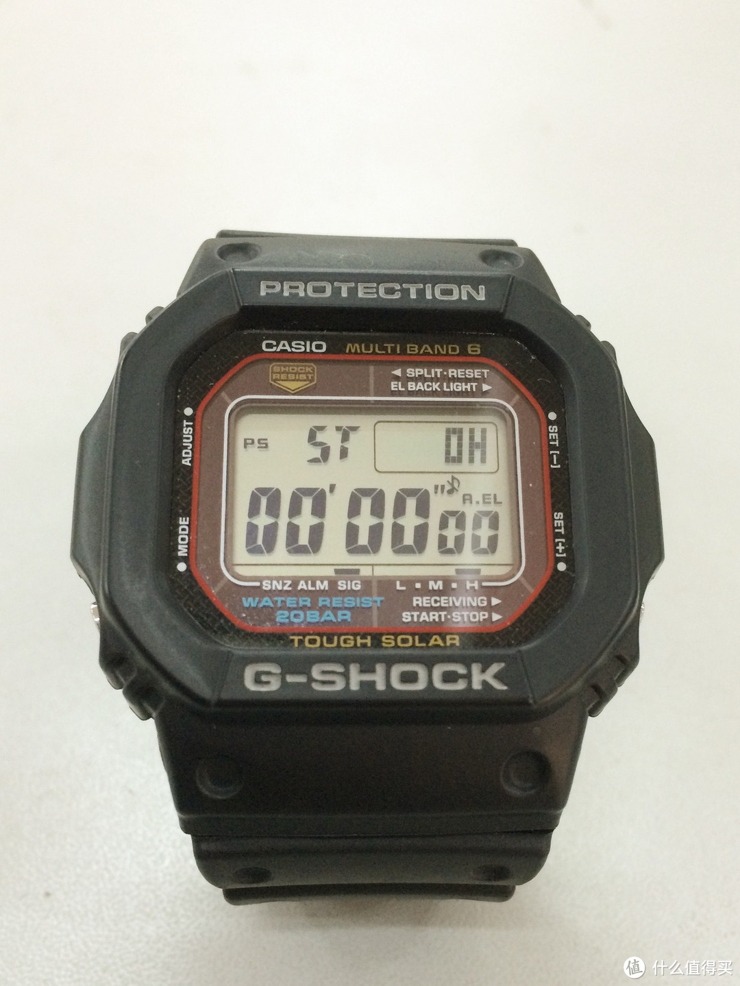 我去年买了个表：CASIO 卡西欧 G-Shock GWM5610-1 男款电波表