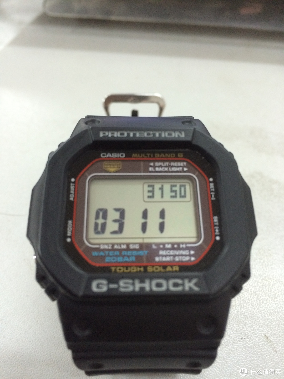 我去年买了个表：CASIO 卡西欧 G-Shock GWM5610-1 男款电波表