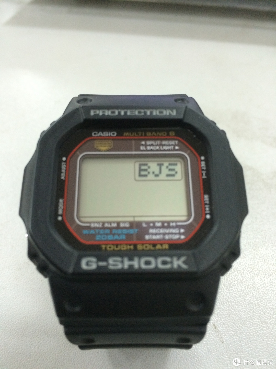 我去年买了个表：CASIO 卡西欧 G-Shock GWM5610-1 男款电波表