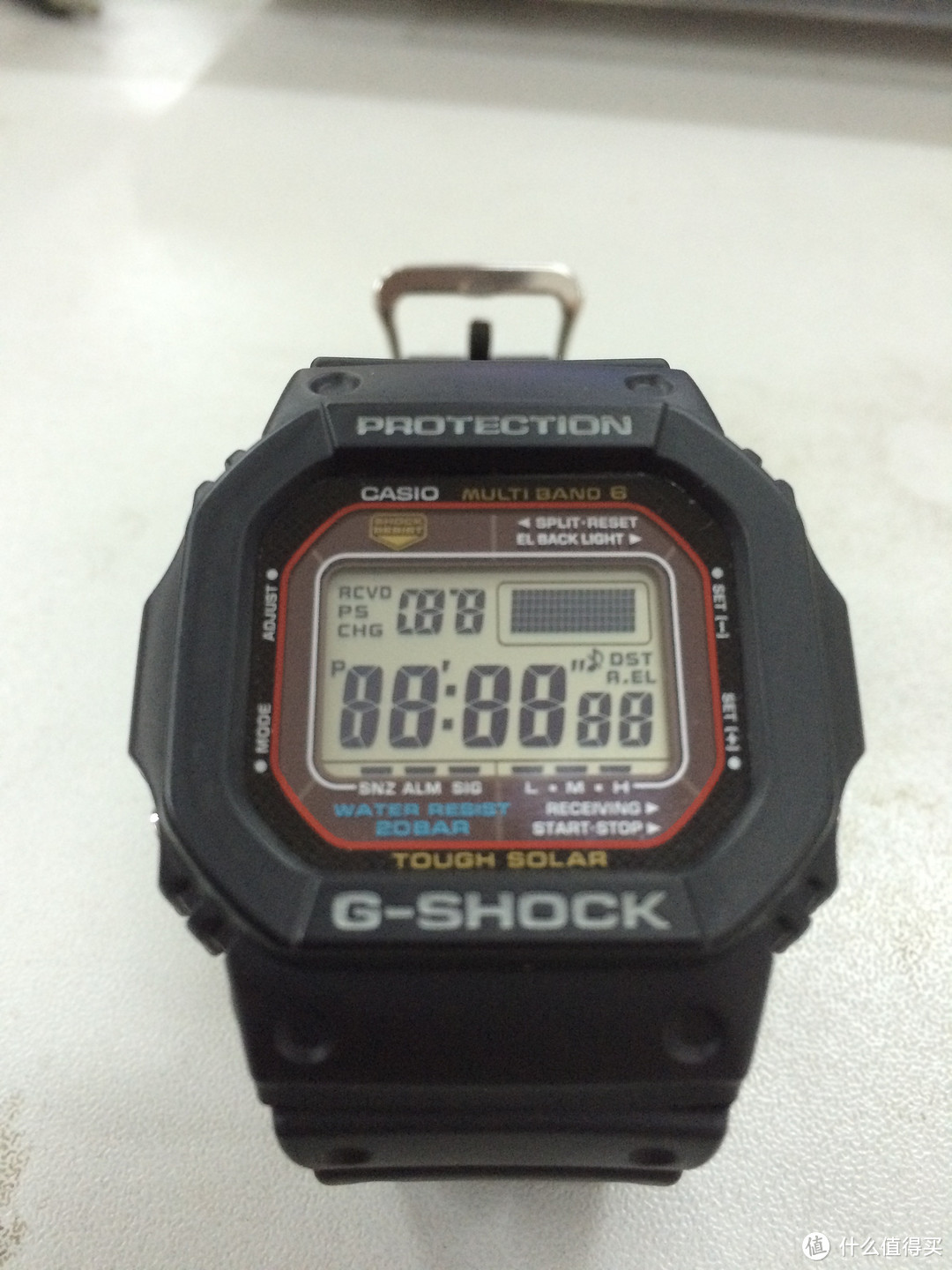 我去年买了个表：CASIO 卡西欧 G-Shock GWM5610-1 男款电波表