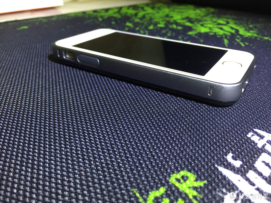 iPhone5/5s续航福音——移动电源+手机壳=酷壳！