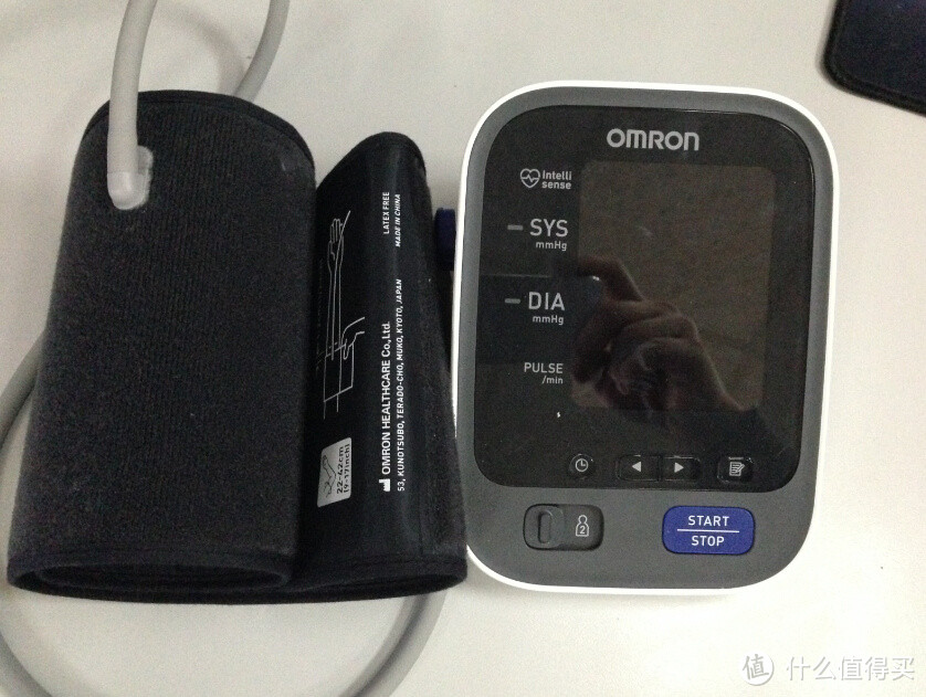 健康监测：omron 欧姆龙 bP786 血压计