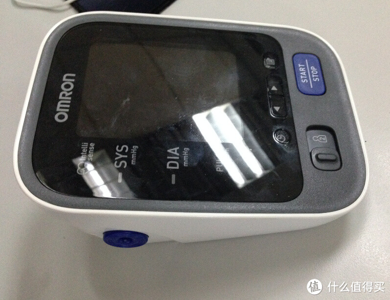 健康监测：omron 欧姆龙 bP786 血压计