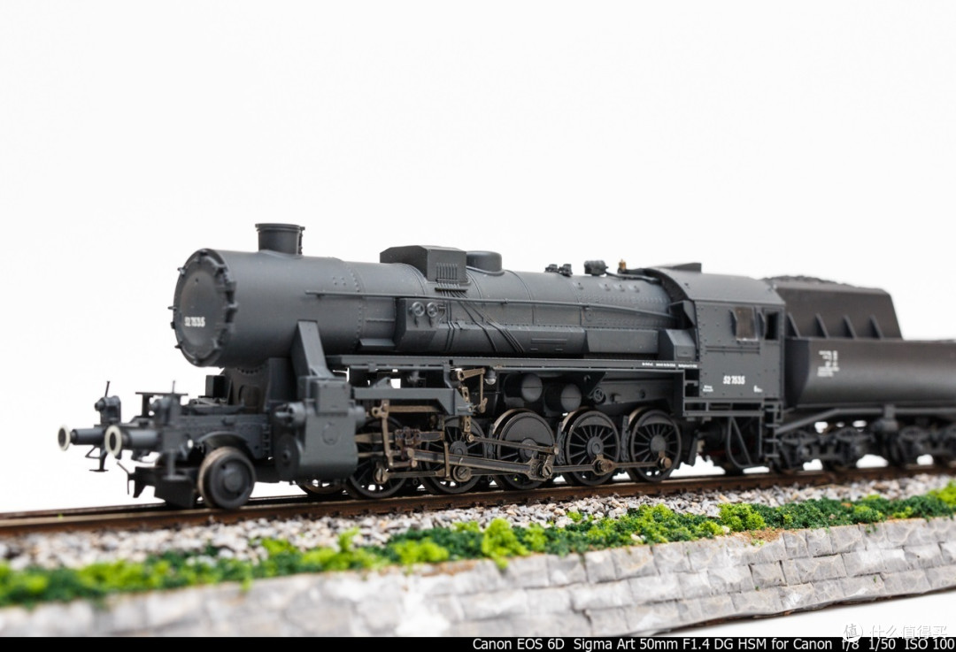 来自 BACHMANN 百万城 战争机车:德意志铁路 R52型蒸汽机车
