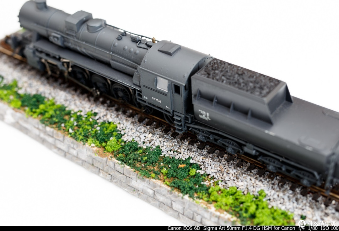 来自 BACHMANN 百万城 战争机车:德意志铁路 R52型蒸汽机车