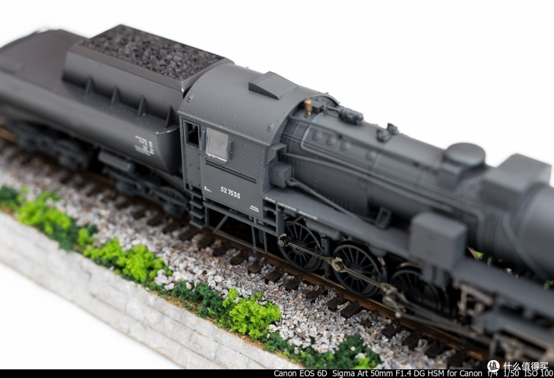 来自 BACHMANN 百万城 战争机车:德意志铁路 R52型蒸汽机车
