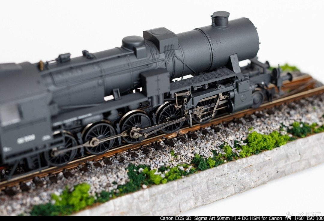 来自 BACHMANN 百万城 战争机车:德意志铁路 R52型蒸汽机车