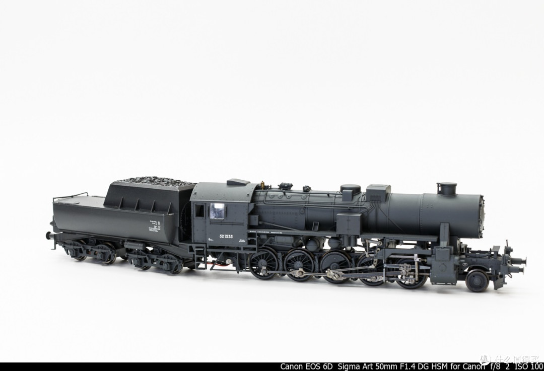 来自 BACHMANN 百万城 战争机车:德意志铁路 R52型蒸汽机车