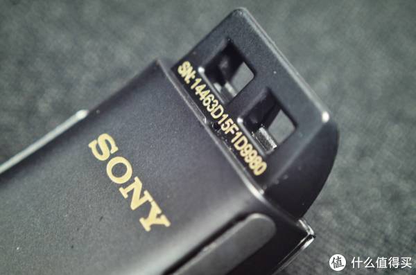 SONY 索尼 SmartBand Talk SWR30 手环及多彩腕带SWR310开箱评测