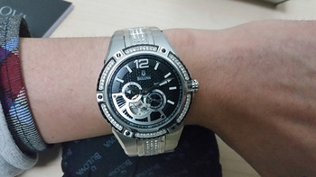 便宜好用的入门级腕表Bulova 宝路华 98A128 BVA Series