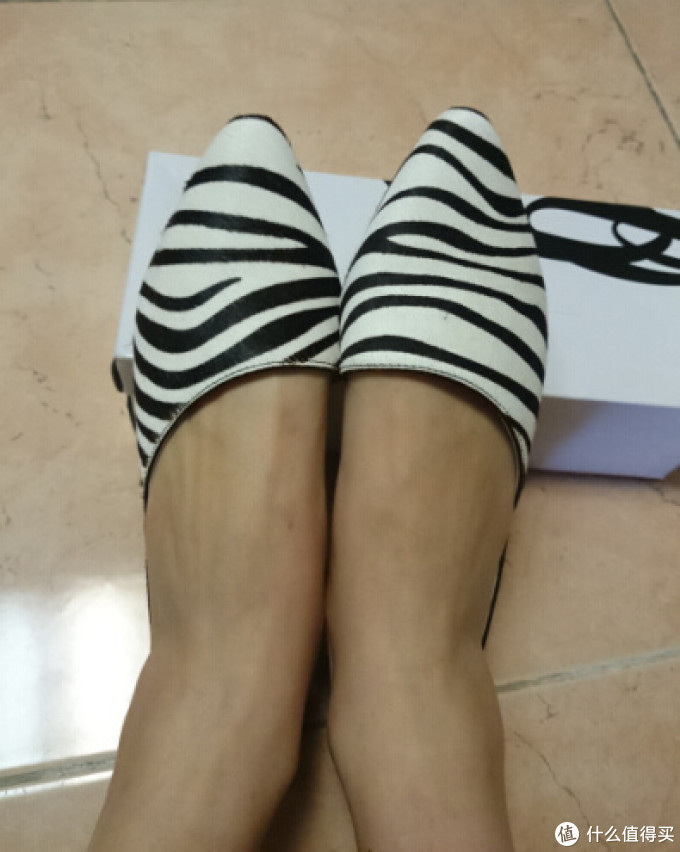 来自玖熙官网和6PM:两款 Nine West 女士单鞋