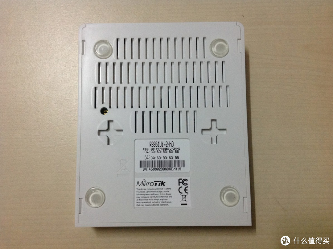 小众路由器：Mikrotik RB951Ui-2HnD ROS