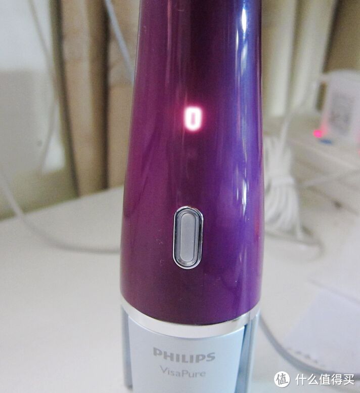 洗脸神器：Philips 飞利浦 VisaPure 净颜焕彩洁肤仪 SC5275/34 紫色