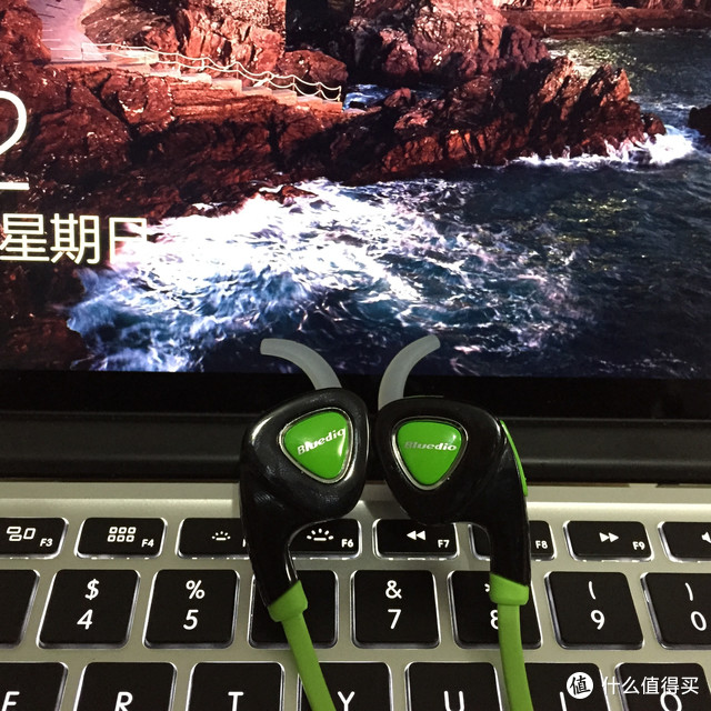 解决绕线的烦恼：Bluedio 蓝弦 Q5 蓝牙耳机