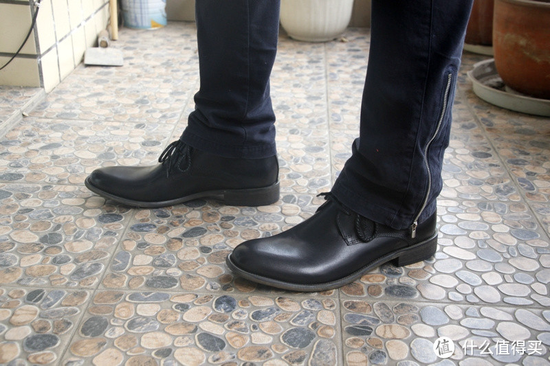 美亚购入Steve Madden Boro Chukka Boot 米德尔斯堡 男款皮靴