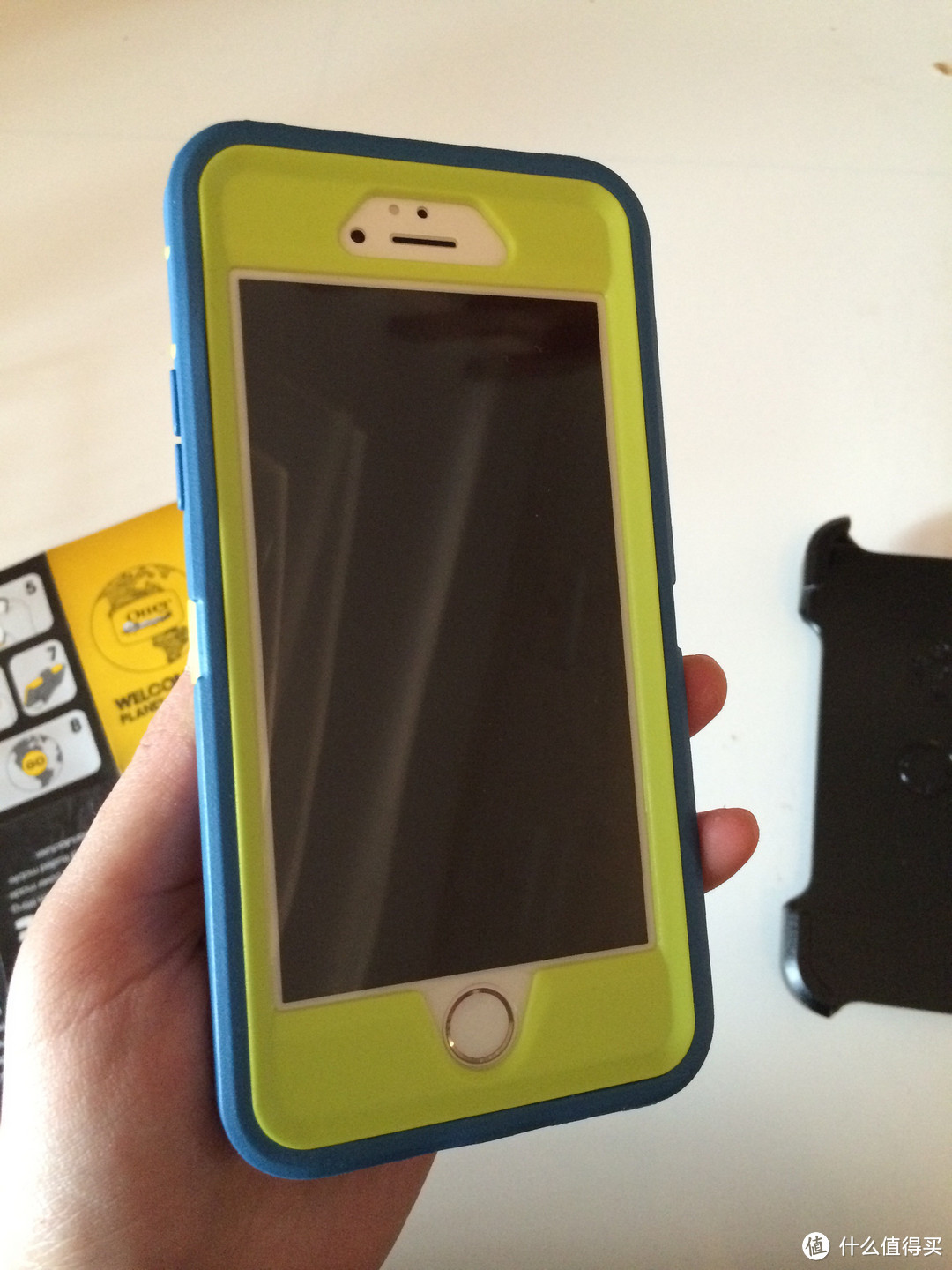 OTTER BOX 防御者 iPhone 6 防摔壳 — 没有一点点防备，你就这样出现，砸碎了我的玻璃膜，伤害了我的少女心
