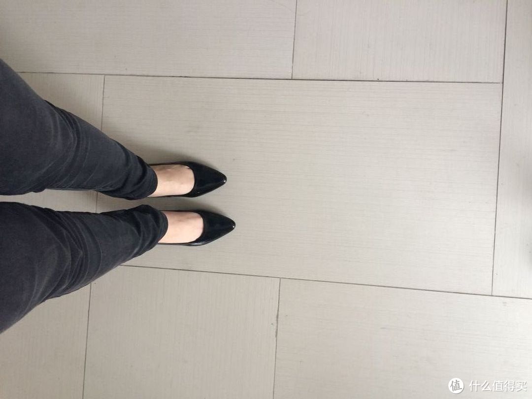 ROCKPORT 乐步 Comfort Craving Pilot 女士漆皮中跟鞋