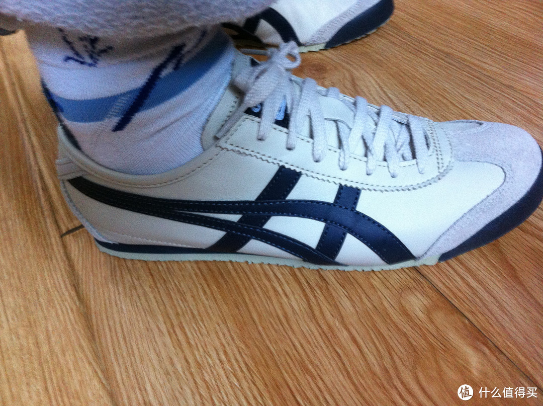 我也要向李小龙致敬：Onitsuka Tiger 鬼冢虎 Mexico66 低调灰 复古运动鞋