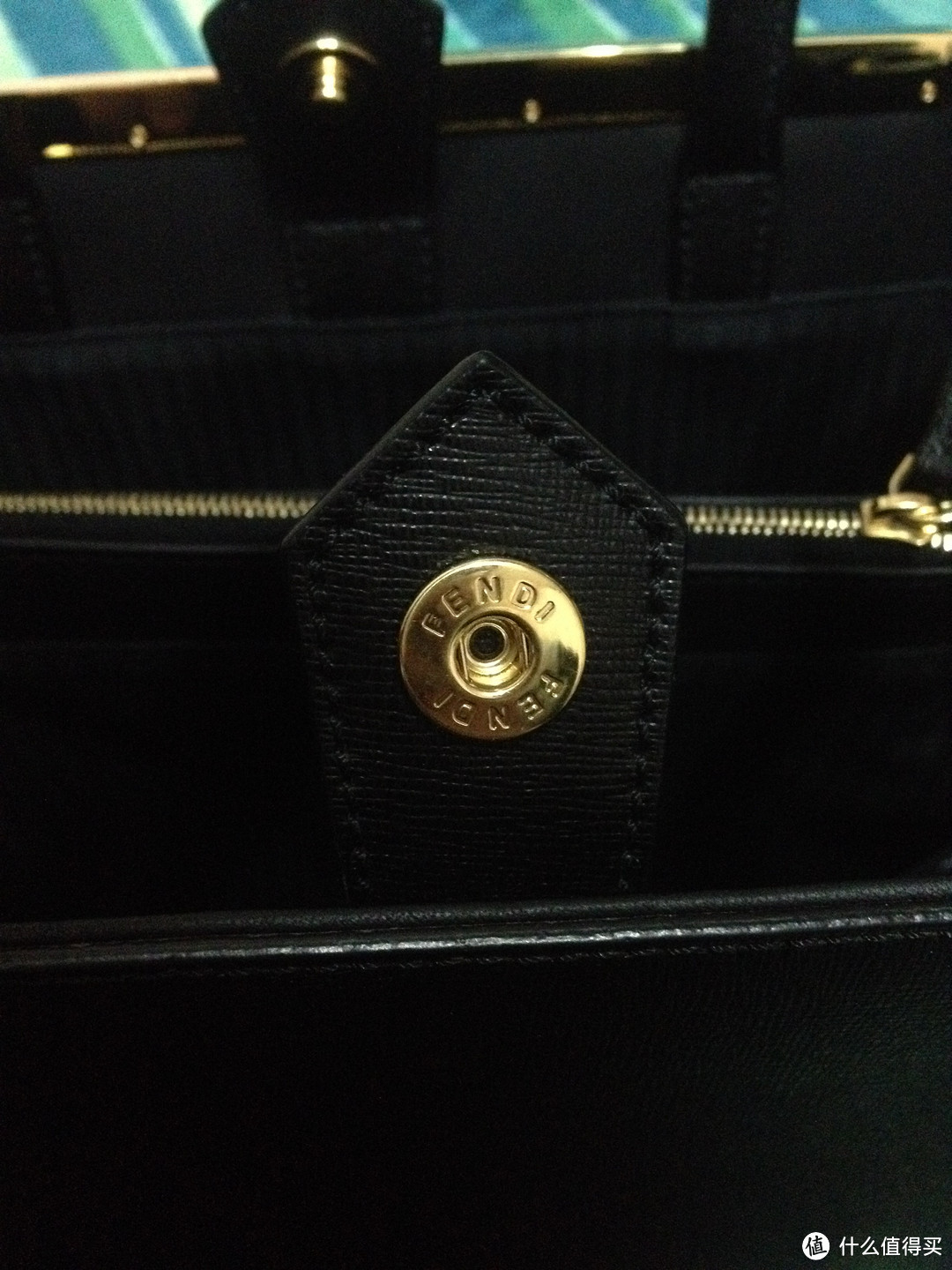 Fendi 之 2Jours Petite Saffiano Tote