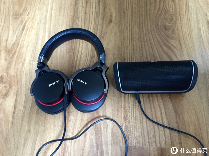 jbl flip 2 无线蓝牙音箱  音乐万花筒升级版