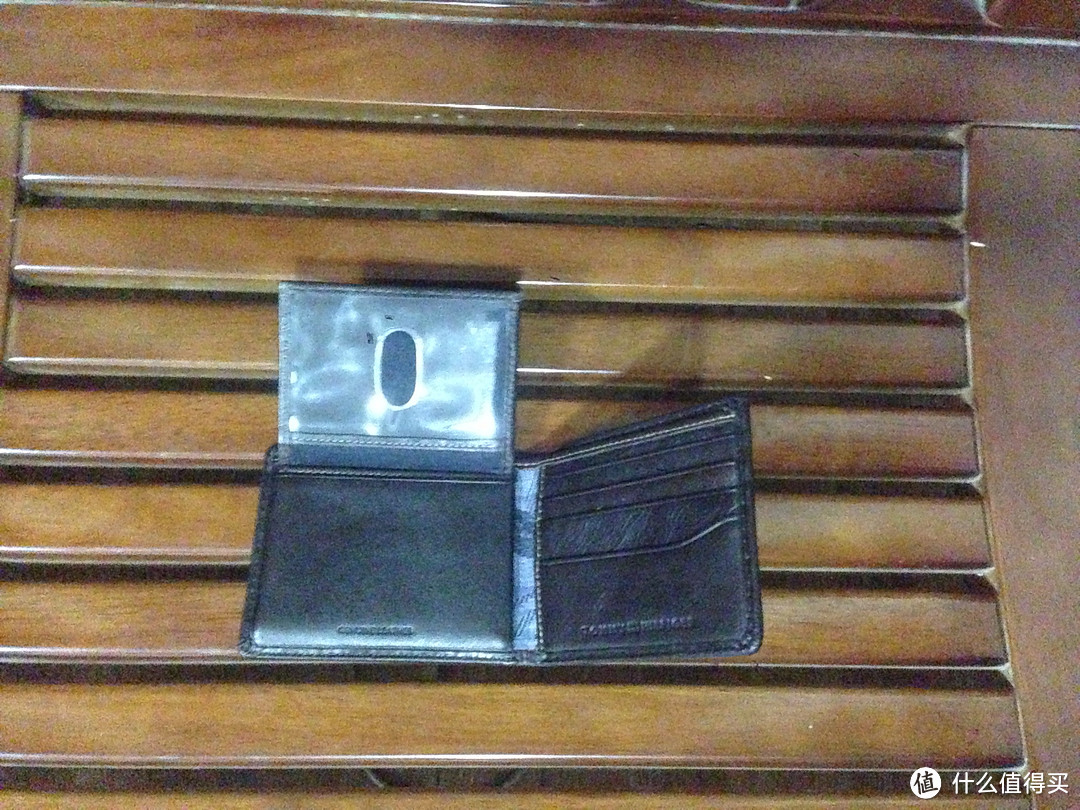 Tommy Hilfiger Logan Passcase 男款皮质钱包