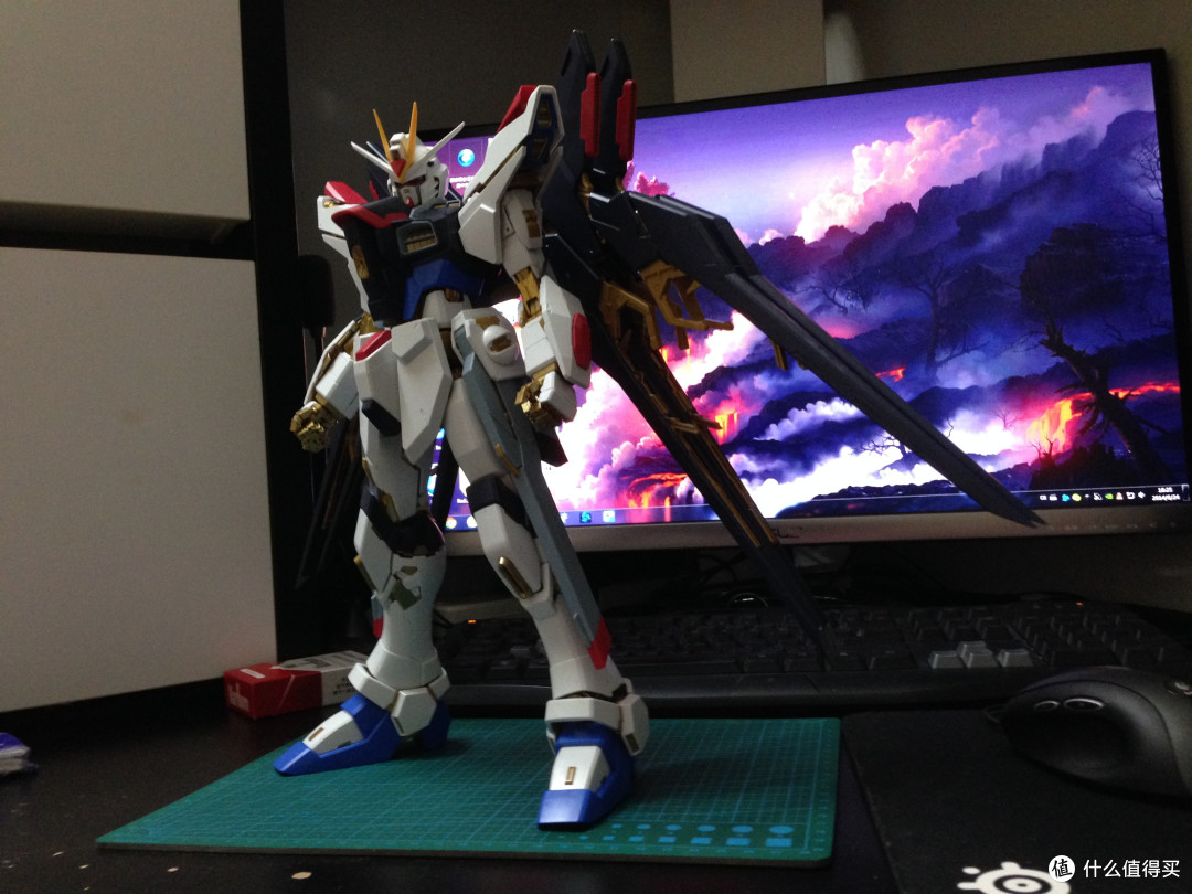 童年回忆bandai万代拼装模型pg强袭自由高达