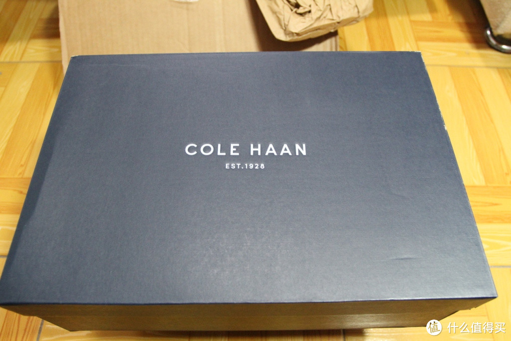 COLE HAAN Lunargrand CH Chelsea 男款短靴 & new balance WX1012 女款减震训练鞋