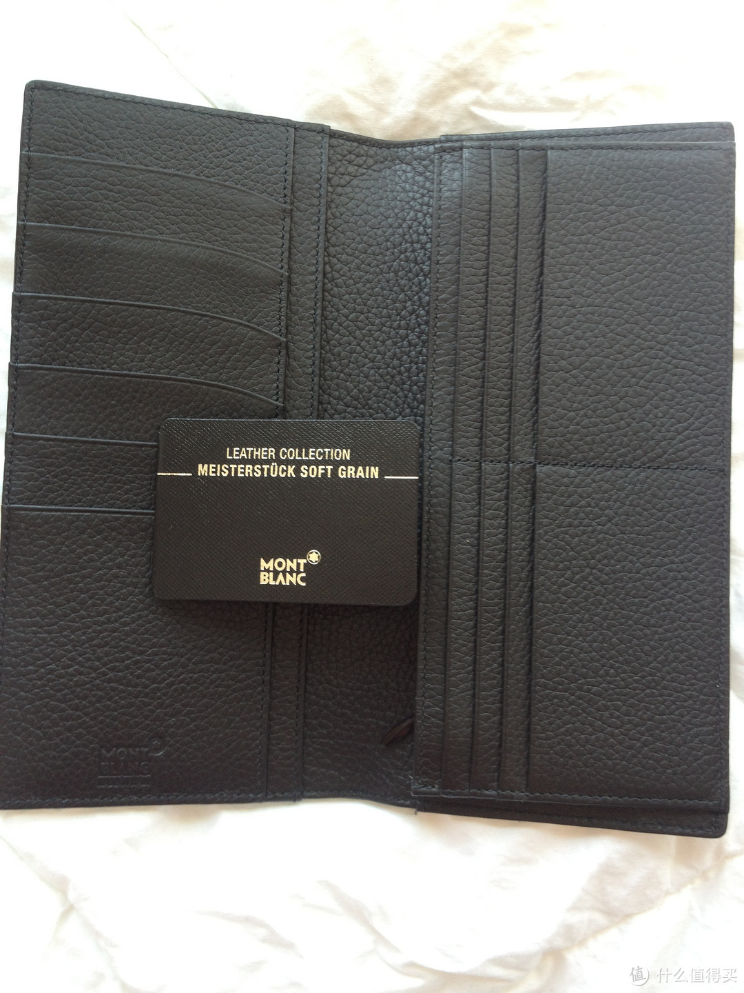 那万千世界中的一抹白：MONT BLANC 万宝龙 Soft Grain Wallet 14cc 钱包