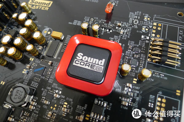 原来硬件也可以这么美：CREATIVE 创新 Sound Blaster ZX SBX SB1506 游戏声卡