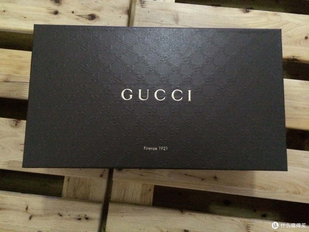 GUCCI  古驰 男款休闲鞋 233321