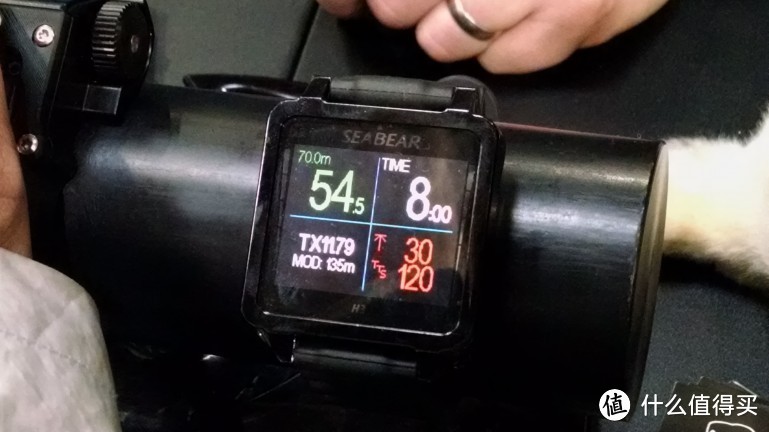 上山下海都不怕：SEABEAR 推出 H3 户外智能手表