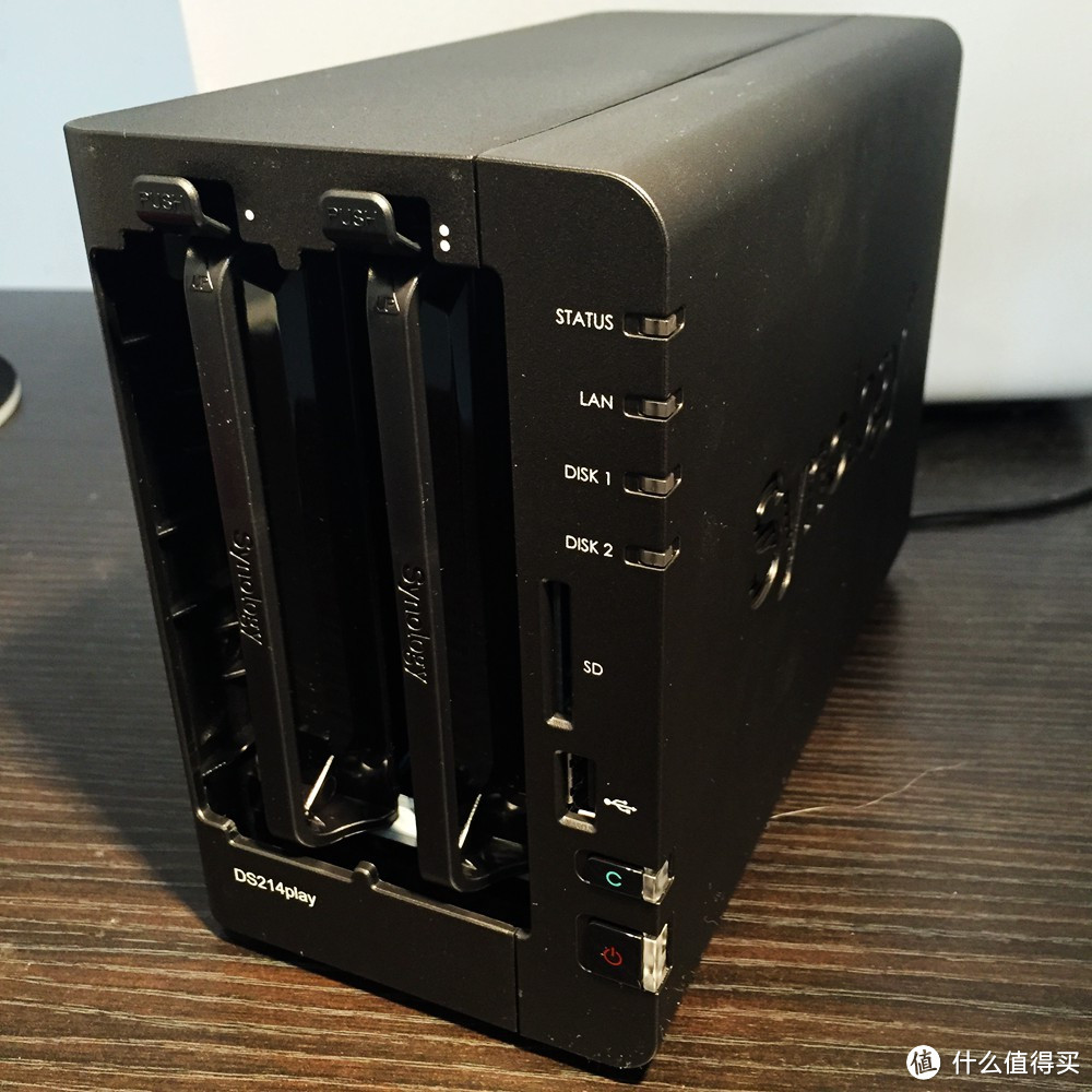 开启NAS之路：Synology 群晖 DS214play 台湾EMS直邮