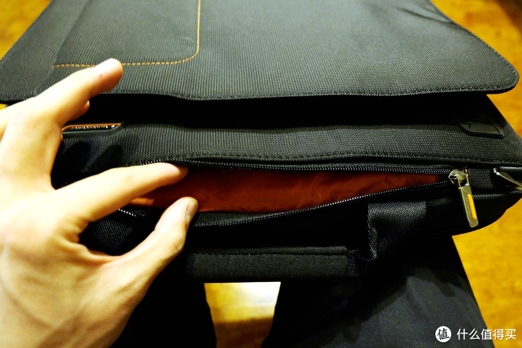 Briggs & Riley Groove Slim Briefcase 公文包