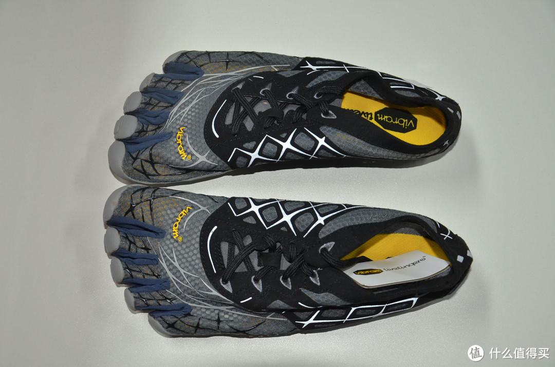 vibram 五趾鞋 & Mizuno 美津浓 Wave Rider 17 大粉鞋