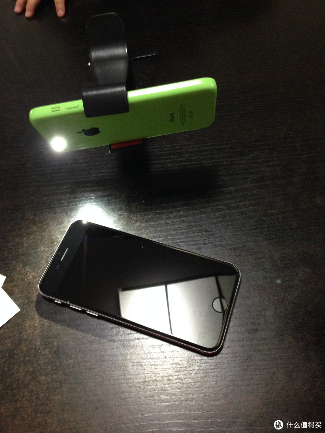 洗白iphone6：Benks 邦克仕 Magic KR PRO 手机贴膜 白色